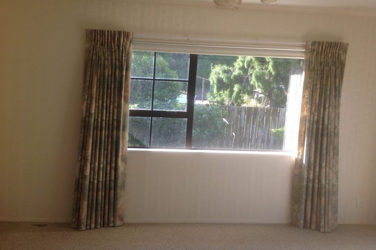 Photo of property in 85c Oxford Street, Tawa, Wellington, 5028