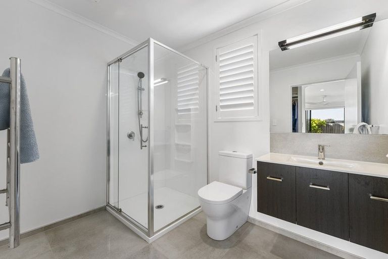 Photo of property in 38 Drabble Crescent, Papamoa Beach, Papamoa, 3118