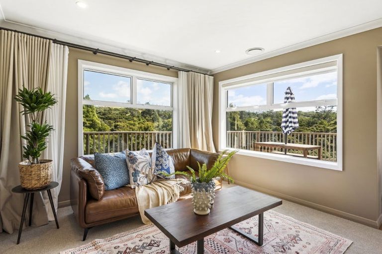 Photo of property in 9 Kukupa Lane, Long Bay, Auckland, 0630