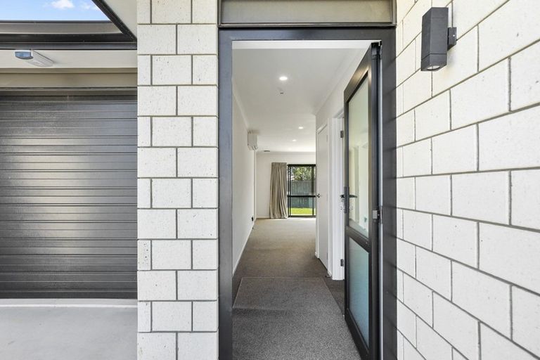 Photo of property in 3/17 Walter Street, Hauraki, Auckland, 0622