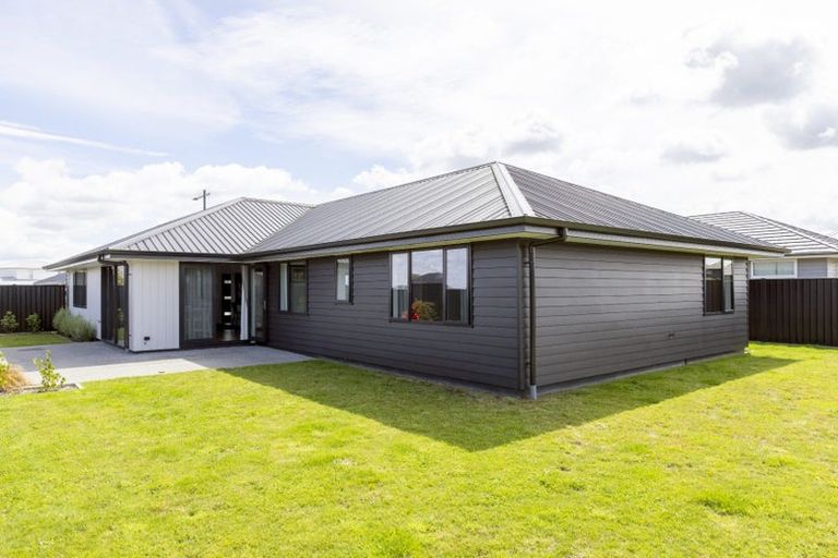 Photo of property in 130 Harakeke Drive, Wharewaka, Taupo, 3330