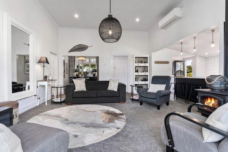 Photo of property in 63 Dublin Street, Martinborough, 5711