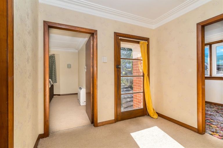 Photo of property in 26 Grandview Crescent, Opoho, Dunedin, 9010