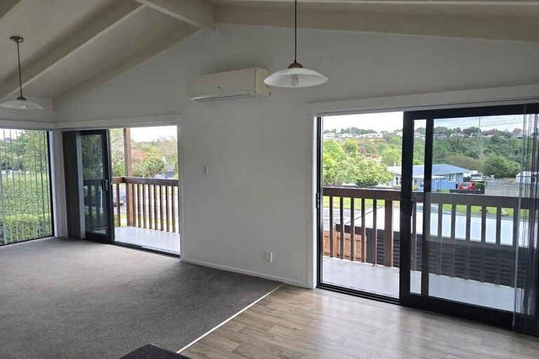 Photo of property in 68 Welcome Bay Road, Welcome Bay, Tauranga, 3112