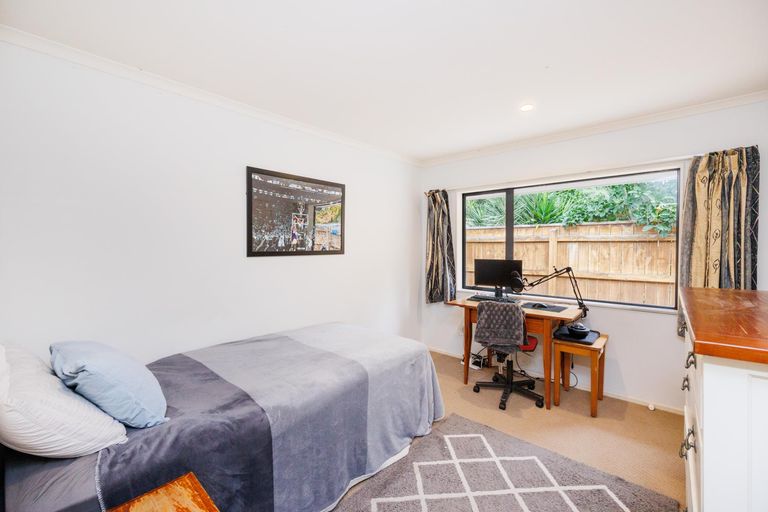 Photo of property in 5 Pastoral Lane, Hokowhitu, Palmerston North, 4410