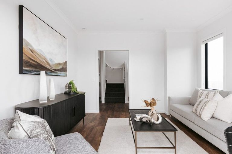 Photo of property in 2 Atutahi Lane, Papamoa Beach, 3118