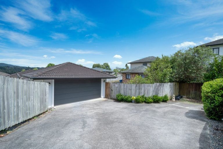 Photo of property in 21 View Ridge Drive, Ranui, Auckland, 0612