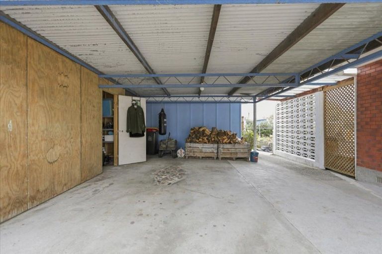 Photo of property in 67 Queen Street, Te Puke, 3119