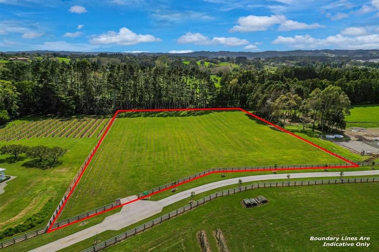 Photo of property in 53 Dysart Lane, Kumeu, 0891