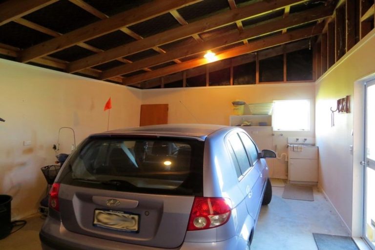 Photo of property in 5 Courthouse Lane, Coromandel, 3506