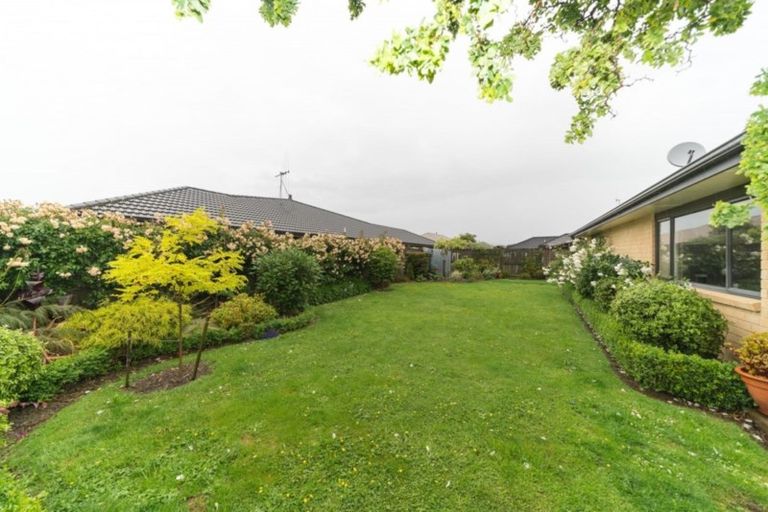 Photo of property in 66 Roberts Line, Kelvin Grove, Palmerston North, 4414