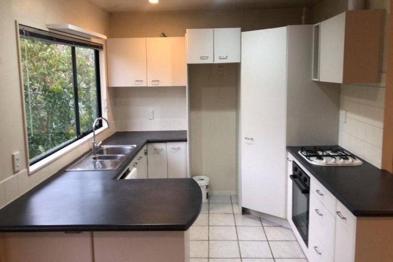 Photo of property in 20 Langana Avenue, Browns Bay, Auckland, 0630