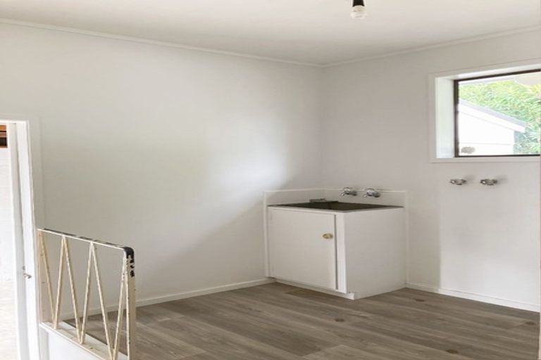 Photo of property in 7a Alaunia Place, Lynfield, Auckland, 1042