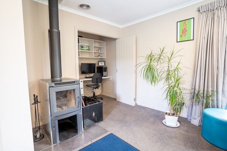 Photo of property in 16 Stowell Drive, Cromwell, 9310