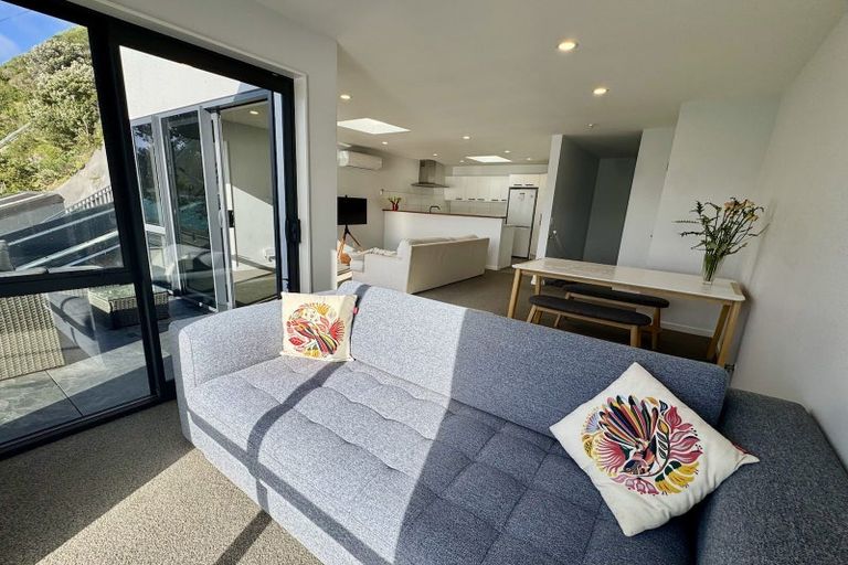 Photo of property in 10/148 Evans Bay Parade, Roseneath, Wellington, 6021