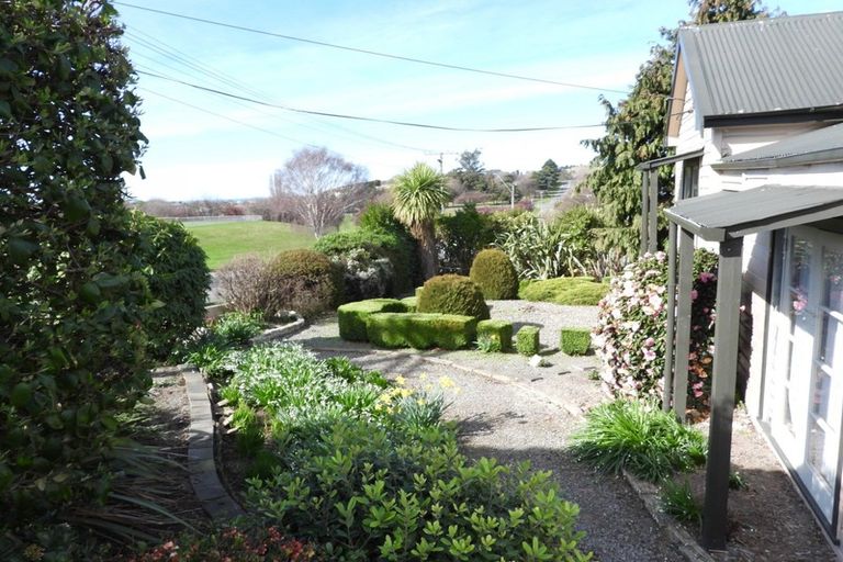 Photo of property in 132 Perth Street, Holmes Hill, Oamaru, 9401