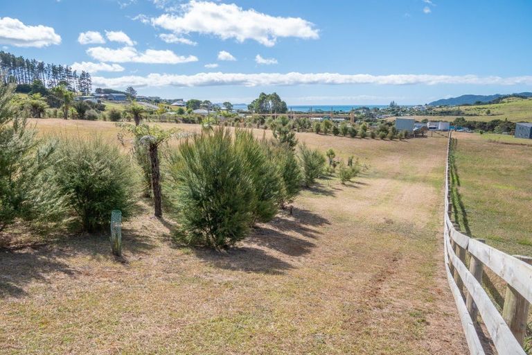 Photo of property in 14 Amelie Place, Coopers Beach, 0420