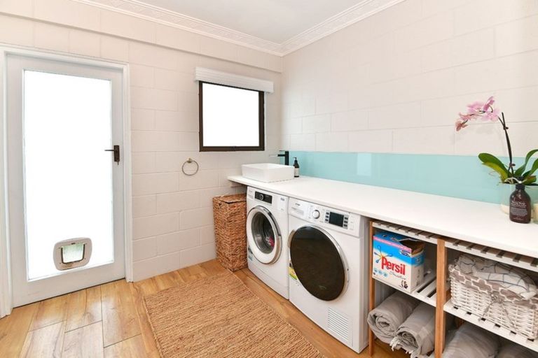 Photo of property in 8 Sunrise Boulevard, Snells Beach, 0920