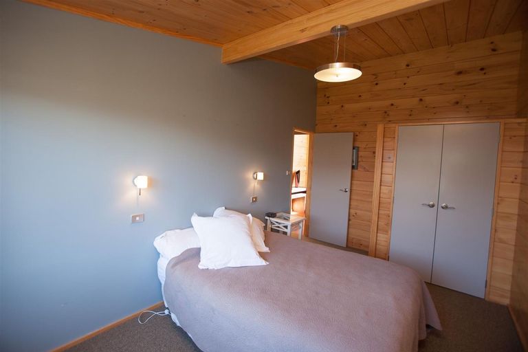 Photo of property in 6 Sams Place, Lake Tekapo, 7999