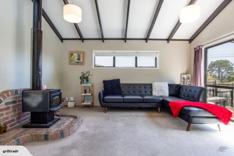 Photo of property in 1/10 Morton Avenue, Forrest Hill, Auckland, 0620