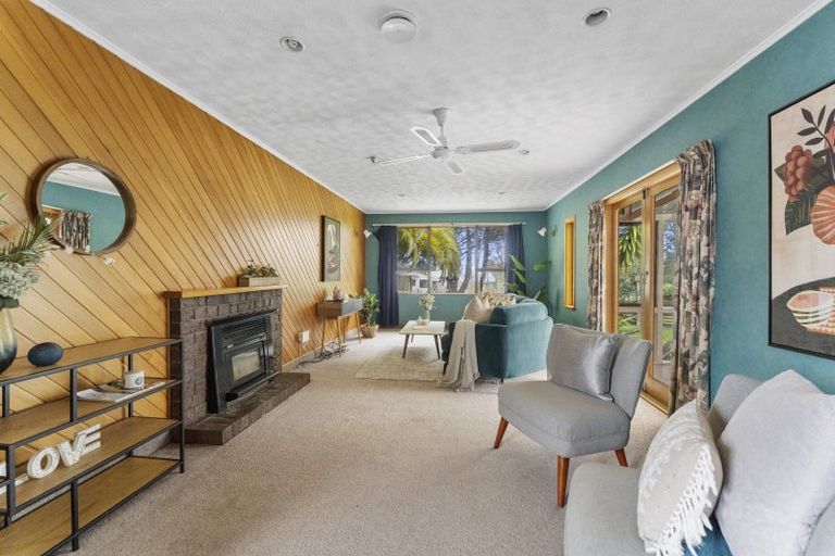 Photo of property in 9 Konini Grove, Raumati Beach, Paraparaumu, 5032