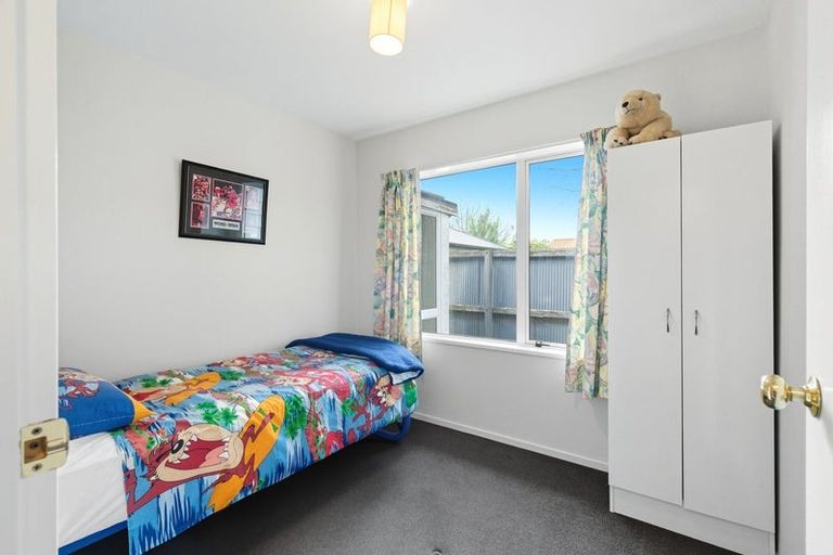 Photo of property in 1/10 Jarrow Place, Halswell, Christchurch, 8025