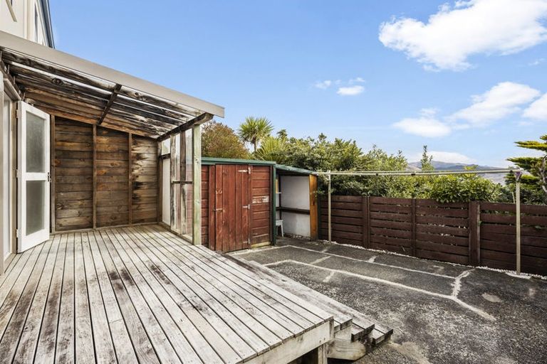 Photo of property in 10 Hollydale Grove, Churton Park, Wellington, 6037