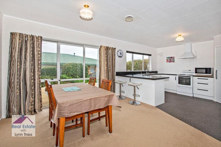 Photo of property in 16 Elm Place, Tikipunga, Whangarei, 0112