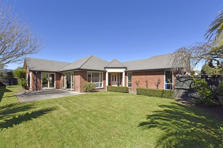 Photo of property in 11 Coppinger Terrace, Aidanfield, Christchurch, 8025