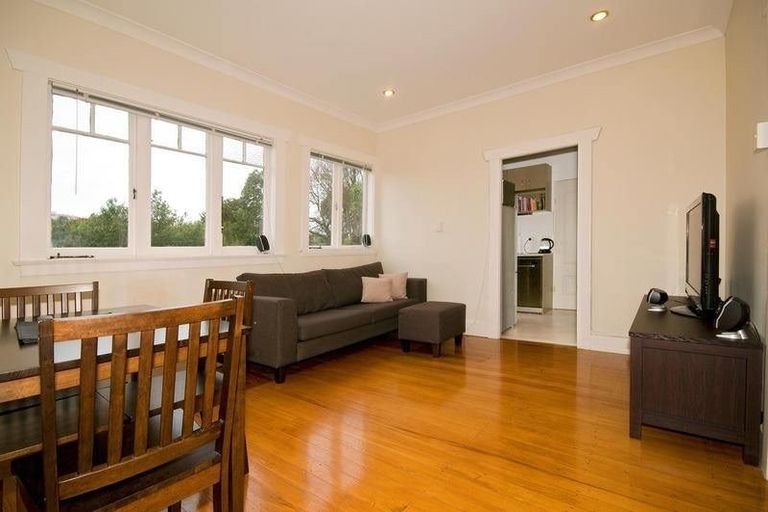 Photo of property in 43a Third Avenue, Avenues, Whangarei, 0110