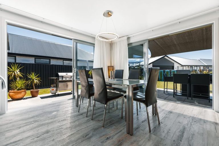 Photo of property in 17 Quigley Crescent, Cromwell, 9310