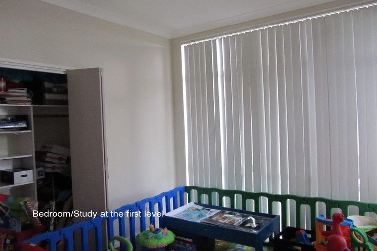 Photo of property in 119 Fernhill Way, Oteha, Auckland, 0632