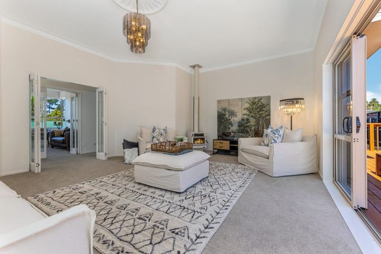 Photo of property in 49 Palomino Drive, Henderson, Auckland, 0612