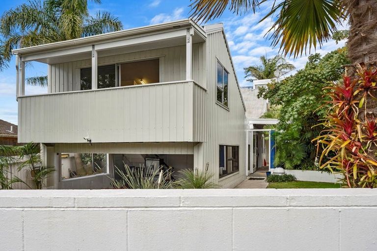 Photo of property in 4 Taitapu Street, Massey, Auckland, 0614