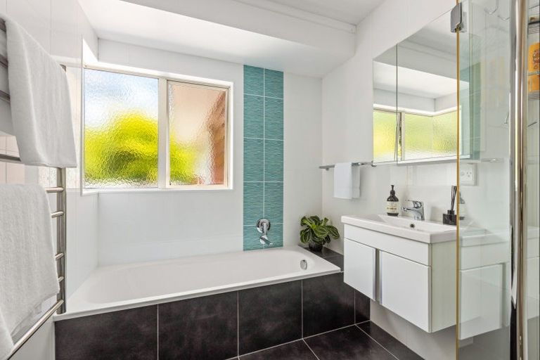 Photo of property in 1527 Weranui Road, Wainui, Silverdale, 0994