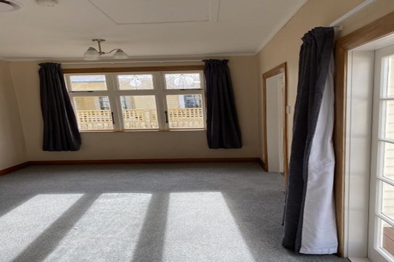 Photo of property in 37 Bristol Square, Hutt Central, Lower Hutt, 5010