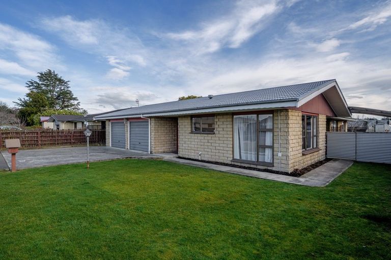 Photo of property in 74 Mackenzie Street, Winton, 9720