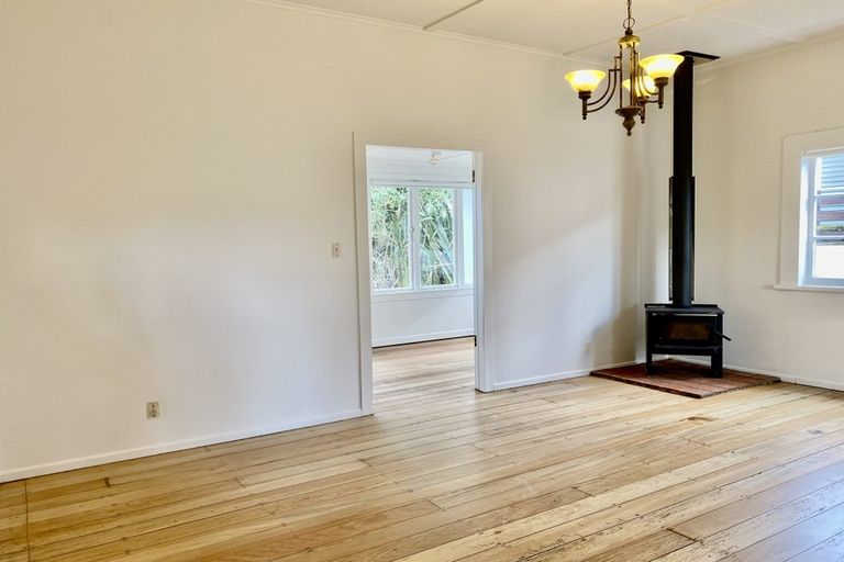 Photo of property in 48 The Avenue, Albany, Auckland, 0632