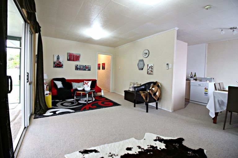 Photo of property in 23a Wall Street, Nawton, Hamilton, 3200