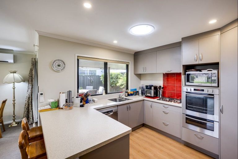 Photo of property in 18 Arbuckle Road, Frimley, Hastings, 4120