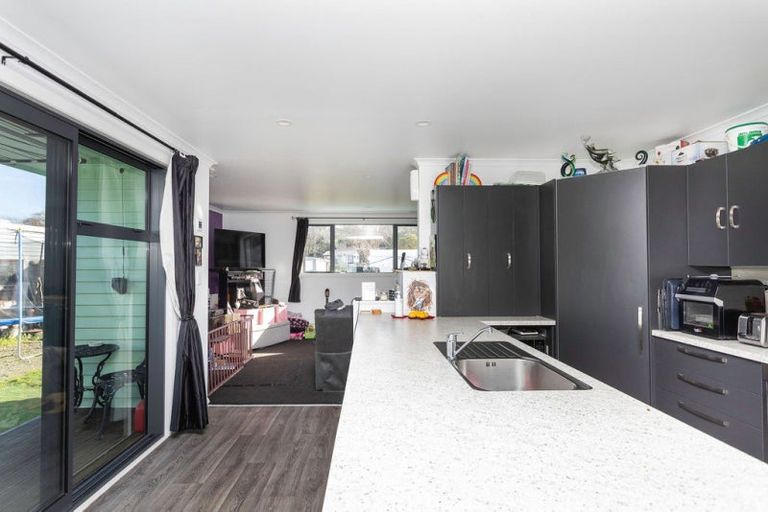 Photo of property in 6 Otanga Street, Dannevirke, 4930