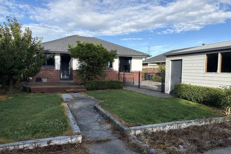 Photo of property in 20 Greenhurst Street, Sockburn, Christchurch, 8042