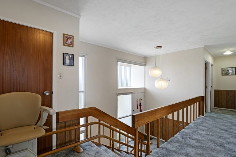 Photo of property in 1/9 Nigel Road, Browns Bay, Auckland, 0630