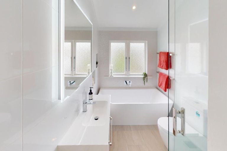 Photo of property in 36c Elmira Avenue, Hokowhitu, Palmerston North, 4410