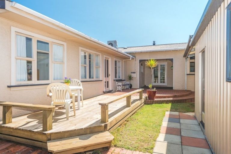 Photo of property in 30 Moore Avenue, Tawhero, Whanganui, 4501