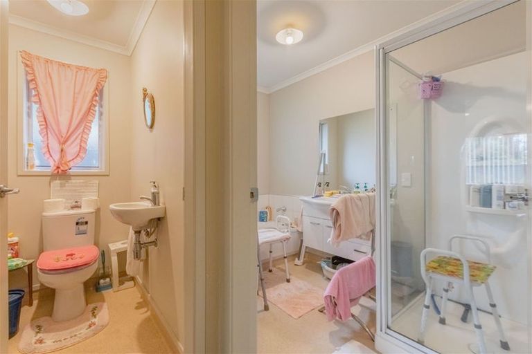 Photo of property in 17h Meeanee Road, Taradale, Napier, 4112