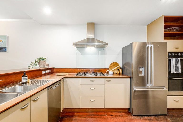 Photo of property in 11/20 Egmont Street, Te Aro, Wellington, 6011