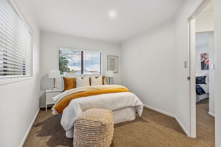 Photo of property in 2/11 Nile Road, Milford, Auckland, 0620