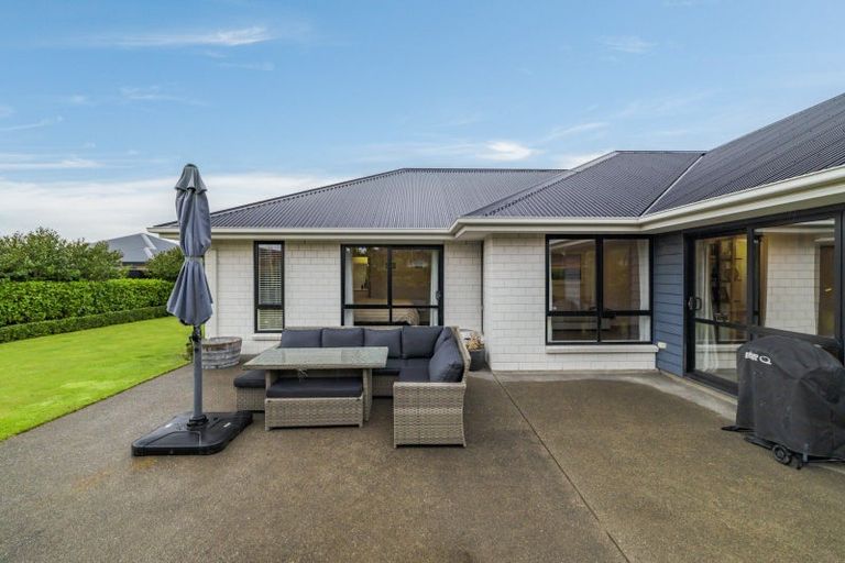 Photo of property in 25 Beak Street, Rolleston, 7615