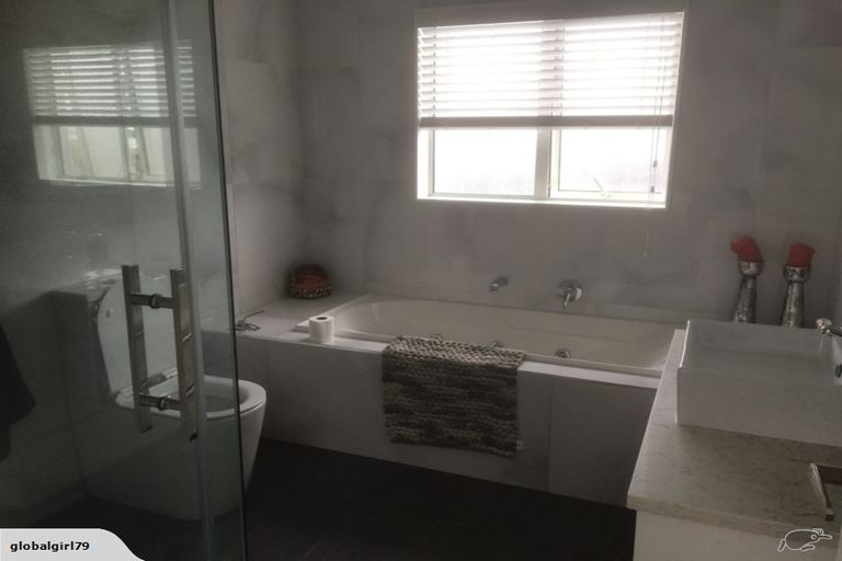 Photo of property in 9 Parkview Drive, Gulf Harbour, Whangaparaoa, 0930